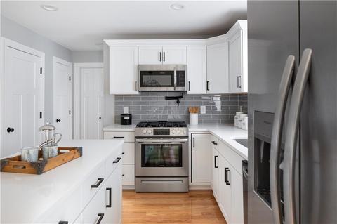 74 Harvard Ave, Warwick, RI 02889 photo 9