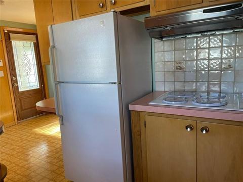 100 Thrush Rd, Warwick, RI 02886 photo 29