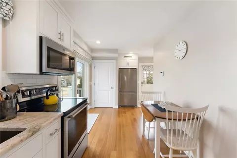 87 Winnapaug Rd, Westerly, RI 02891 photo 18