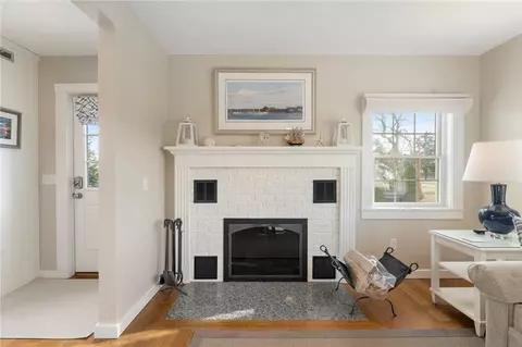 87 Winnapaug Rd, Westerly, RI 02891 photo 13