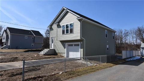 113 Rodman St, Woonsocket, RI 02895 photo 2