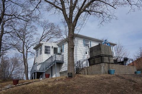 610 Logee St, Woonsocket, RI 02895 photo 1