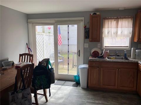 19 Maybrey Dr, Westerly, RI 02891 photo 4