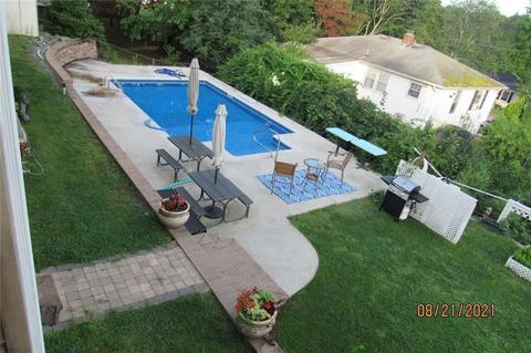 22 Carey Ct, Woonsocket, RI 02895 photo 11