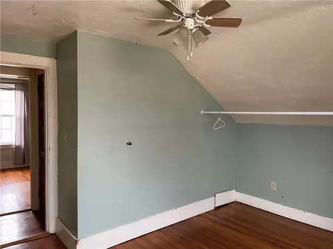 93 Aylsworth Ave, Woonsocket, RI 02895 photo 12