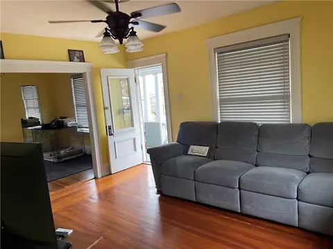 93 Aylsworth Ave, Woonsocket, RI 02895 photo 6