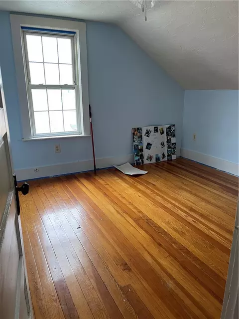 93 Aylsworth Ave, Woonsocket, RI 02895 photo 11