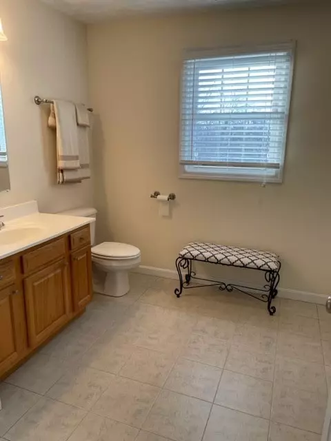 89 Beausoleil St, Woonsocket, RI 02895 photo 17