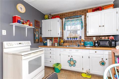 110 Beacon Ave, Woonsocket, RI 02895 photo 10