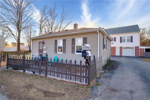 110 Beacon Ave, Woonsocket, RI 02895 photo 1
