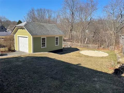 39 Bernice Ave, Woonsocket, RI 02895 photo 34