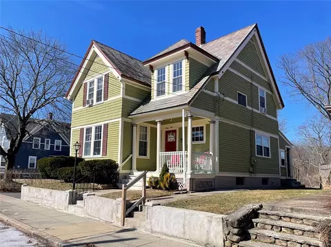 39 Bernice Ave, Woonsocket, RI 02895 photo 1