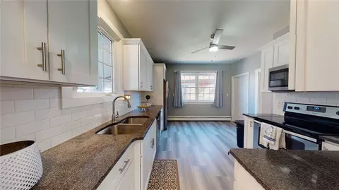 39 Bernice Ave, Woonsocket, RI 02895 photo 12