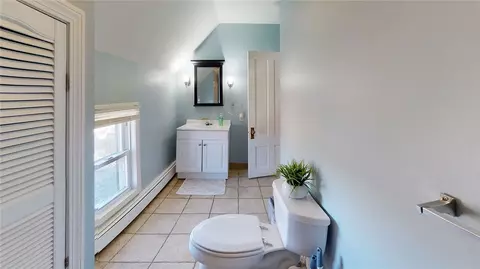 39 Bernice Ave, Woonsocket, RI 02895 photo 24