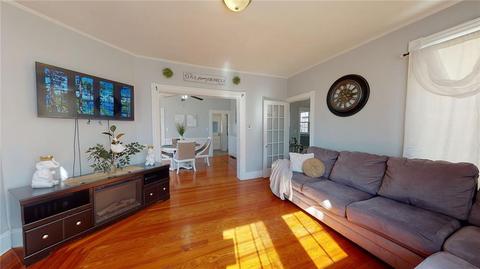 39 Bernice Ave, Woonsocket, RI 02895 photo 6