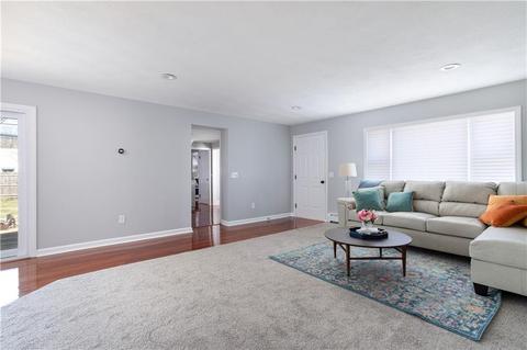 5 Mystic Dr, Warwick, RI 02889 photo 15