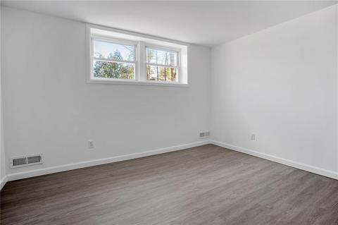 10 Ormond Dr, East Providence, RI 02915 photo 17