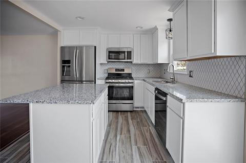 10 Ormond Dr, East Providence, RI 02915 photo 10