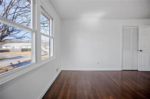 10 Ormond Dr, East Providence, RI 02915 photo 15