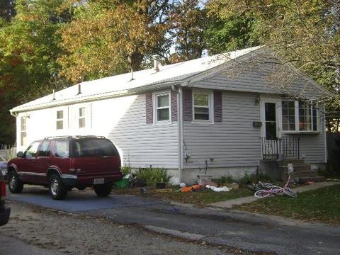 39 Waterman Ave, Warwick, RI 02889 photo 1