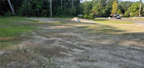 7 Pond View Ct, Glocester, RI 02814 photo 3