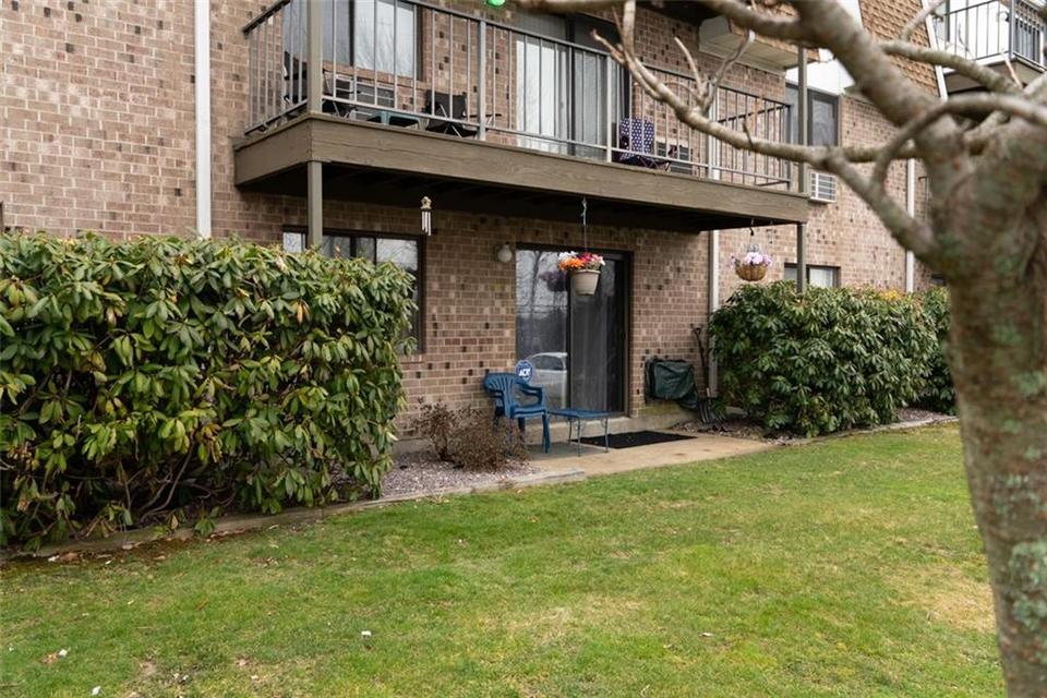 752 Quaker Ln B108, East Greenwich, RI 02818 18 Photos MLS