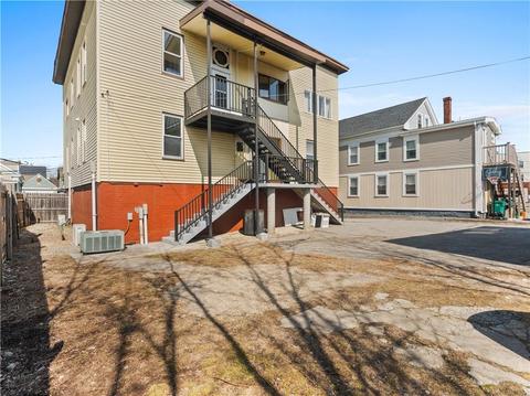 274 High St, Woonsocket, RI 02895 photo 28