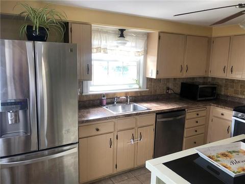 76 Cavalcade Blvd, Warwick, RI 02889 photo 10