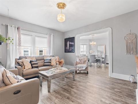 74 Appleton Ave, Pawtucket, RI 02860 photo 2