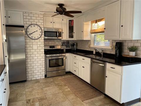 170 Oak Tree Ave, Warwick, RI 02886 photo 6