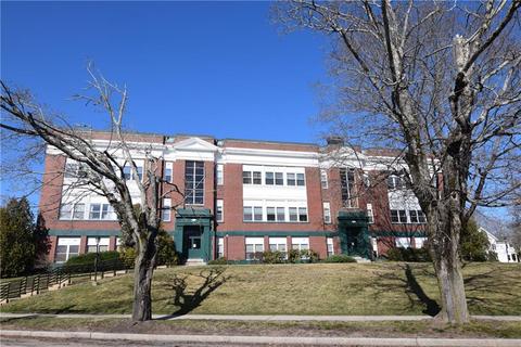 140 High St #301, Westerly, RI 02891 photo 1