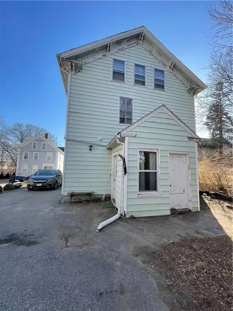 7 Lewis St, Woonsocket, RI 02895 photo 27