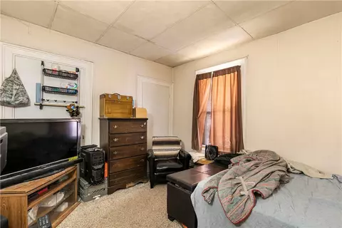 7 Lewis St, Woonsocket, RI 02895 photo 6