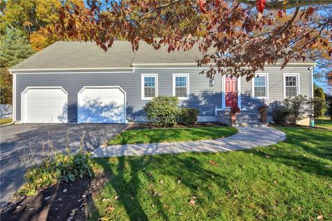 8 Greg Dr, Warren, RI 02885 photo 1