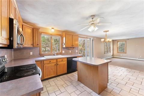 5 Cote Ct, Coventry, RI 02816 photo 5