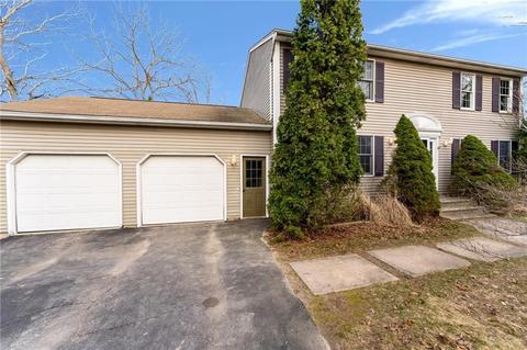 5 Cote Ct, Coventry, RI 02816 photo 2
