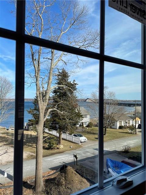 19 Riptide Dr, Saunderstown, RI 02874 photo 4