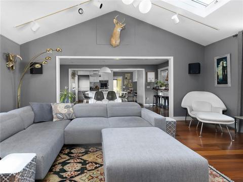 128 Red Chimney Dr, Warwick, RI 02886 photo 9