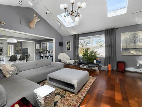 128 Red Chimney Dr, Warwick, RI 02886 photo 8