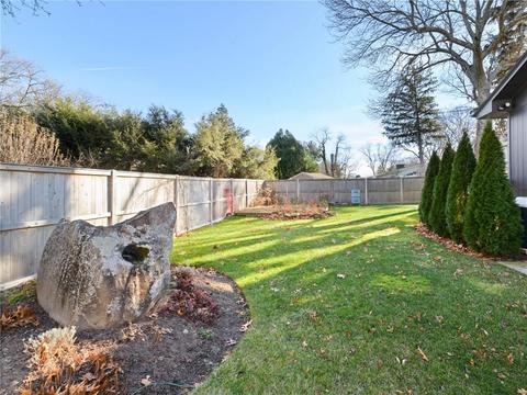 128 Red Chimney Dr, Warwick, RI 02886 photo 28