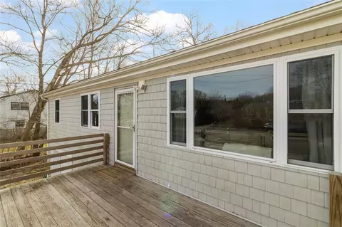 9 Mockingbird Ln, Westerly, RI 02891 photo 6