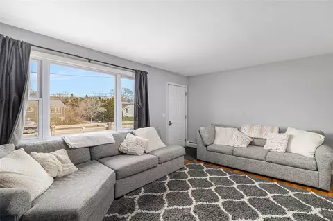 9 Mockingbird Ln, Westerly, RI 02891 photo 8