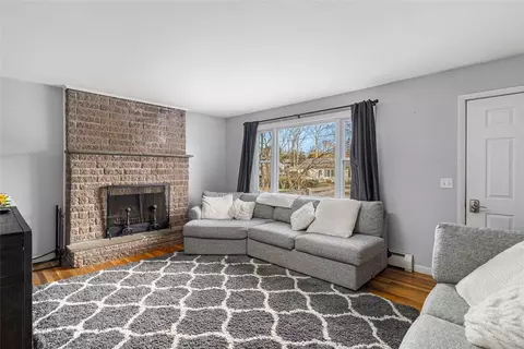 9 Mockingbird Ln, Westerly, RI 02891 photo 7