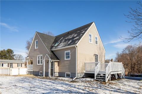 30 Meadowbrook Ave, Warwick, RI 02889 photo 4