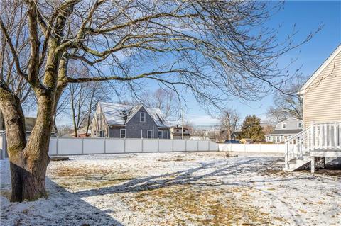 30 Meadowbrook Ave, Warwick, RI 02889 photo 5