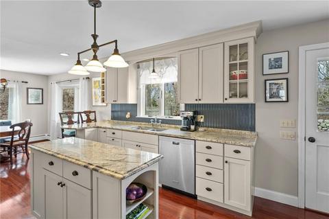 372 Post Rd, Westerly, RI 02891 photo 16