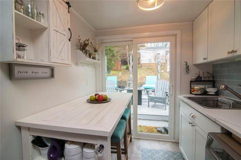 88 Old Post Rd #F, Westerly, RI 02891 photo 8