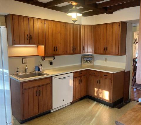 14 Saw Mill Rd, Glocester, RI 02814 photo 11
