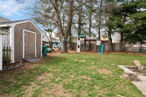174 Rivulet St, Woonsocket, RI 02895 photo 28