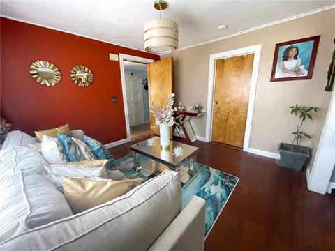 893 Main Ave, Warwick, RI 02886 photo 4